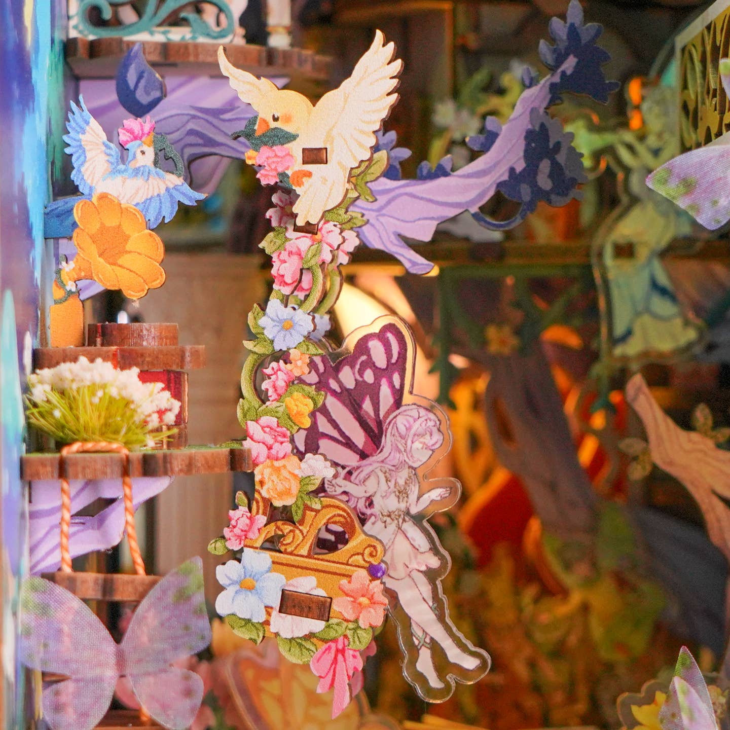 A MIDSUMMER NIGHT’S DREAM 3-D WOODEN MINIATURE BOOK NOOK KIT - Image 4