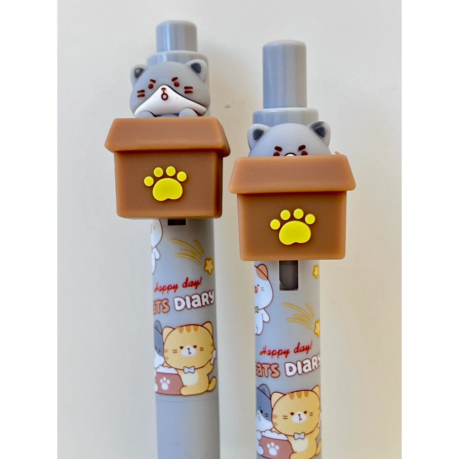 ADOPT A CAT PEEKABOO RETRACTABLE GEL PEN - Image 2