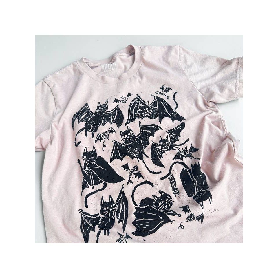 CAT BATS T-SHIRT - Image 2