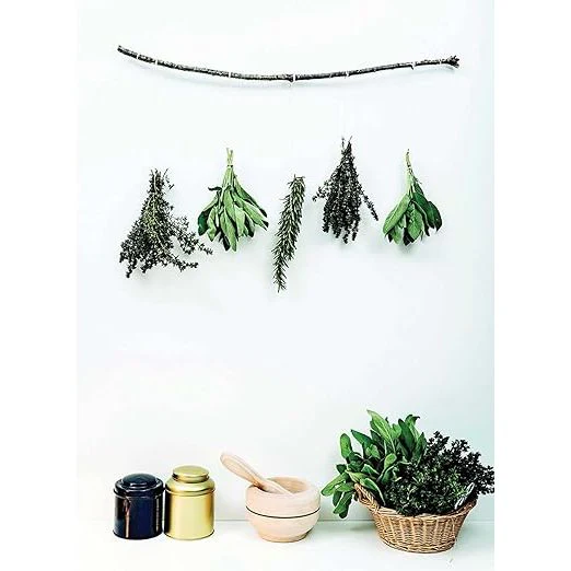 DIY FOR WITCHES: MAKE 22 OBJECTS FOR DAILY MAGICAL PRACTICE BY MARINE NINA DENIS AND FLORA DENIS - Image 4