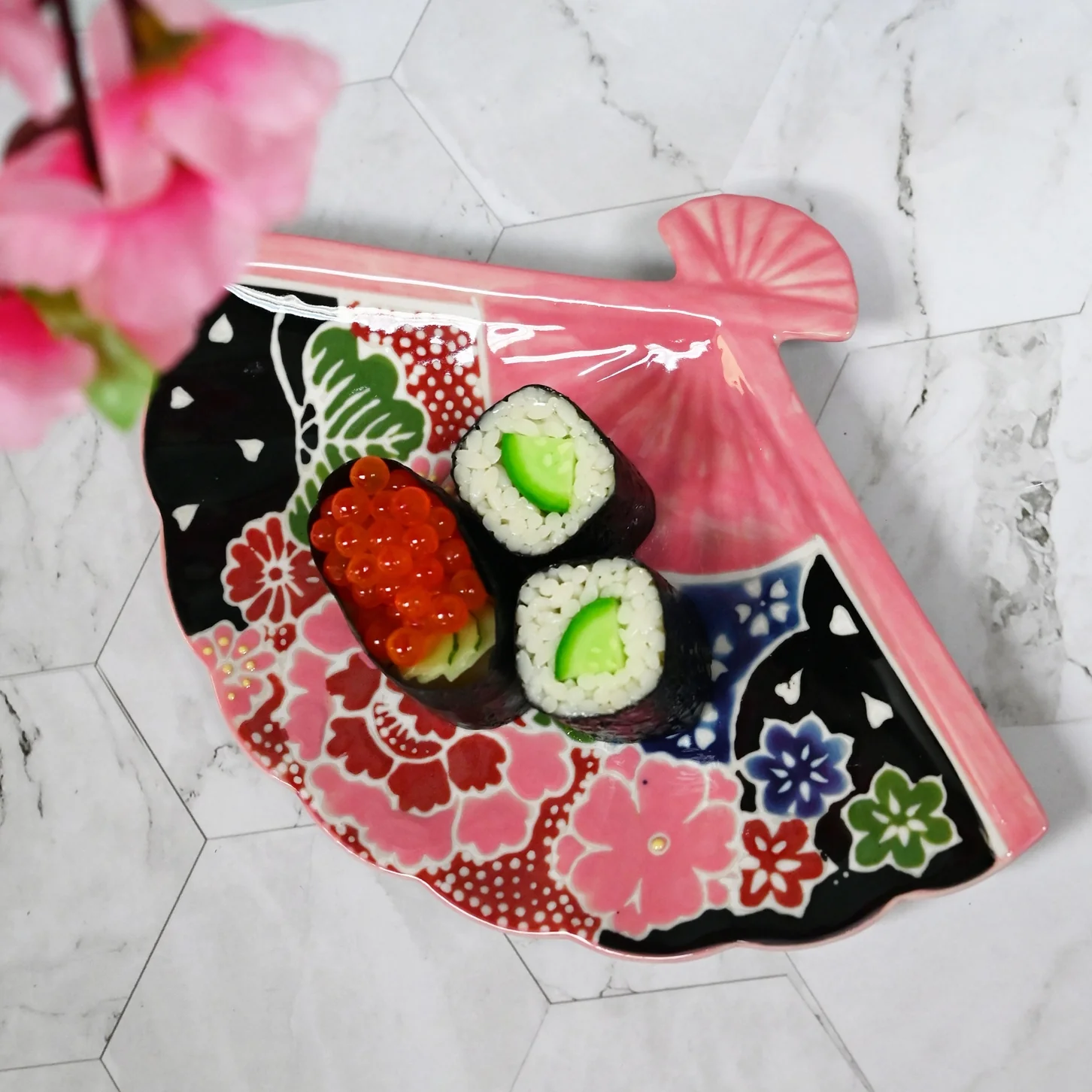 PINK KIMONO PRINT FAN PLATE