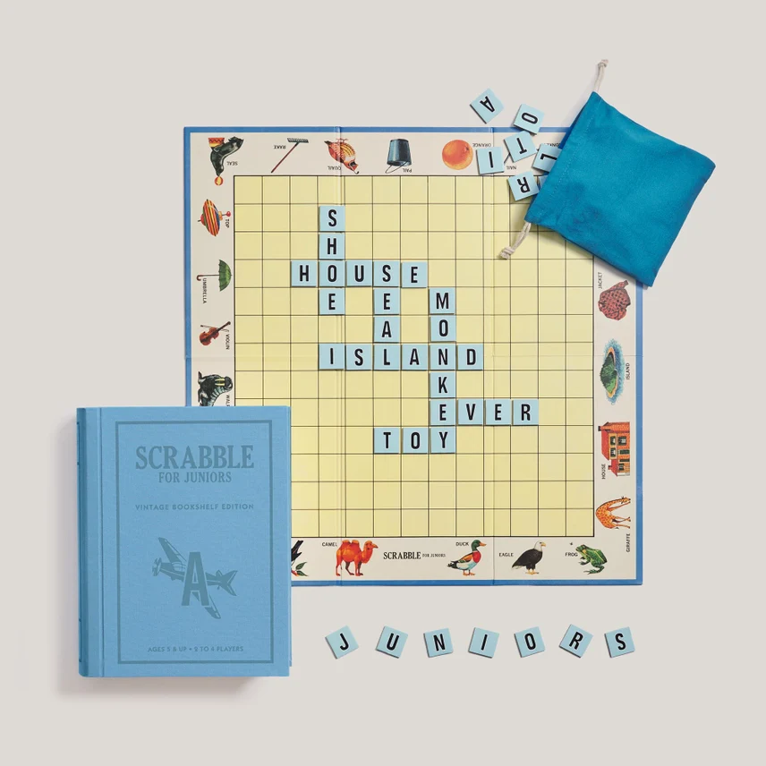 SCRABBLE FOR JUNIORS VINTAGE BOOKSHELF EDITION - Image 2