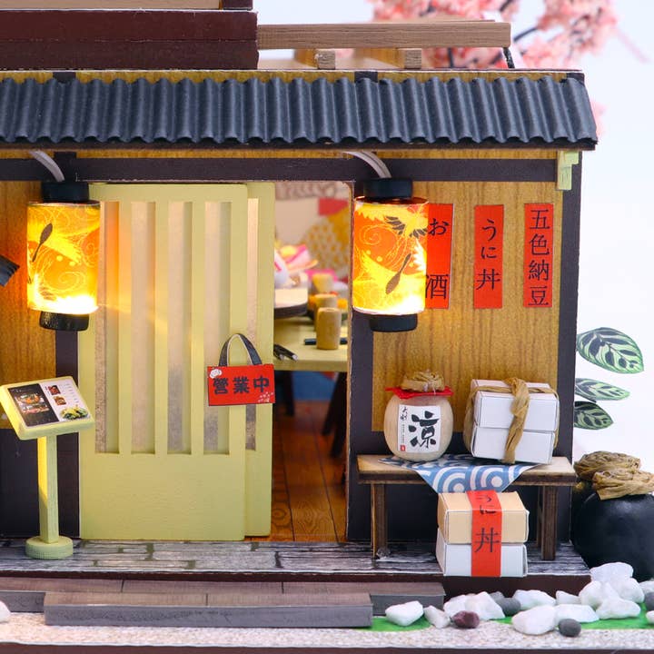 SUSHI HOUSE: DIY MINIATURE HOUSE KIT - Image 5