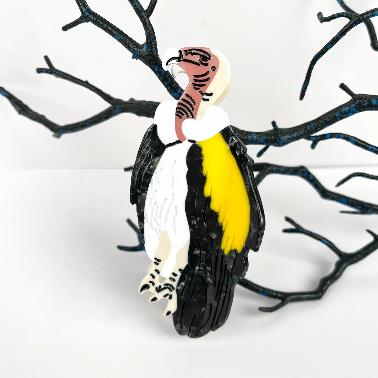 VULTURE HAIR CLAW CLIP - Image 2